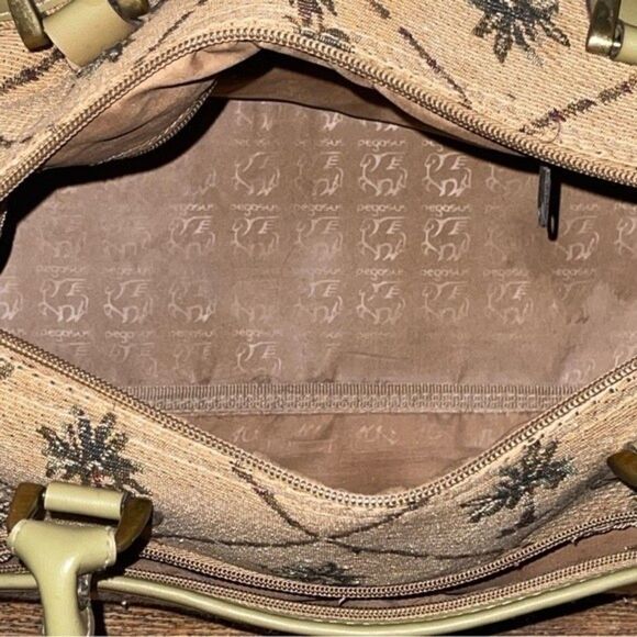 Vintage Pegasus Weekend Bag - Picture 6 of 10